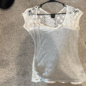 Daytrip Gray and White Lace Blouse